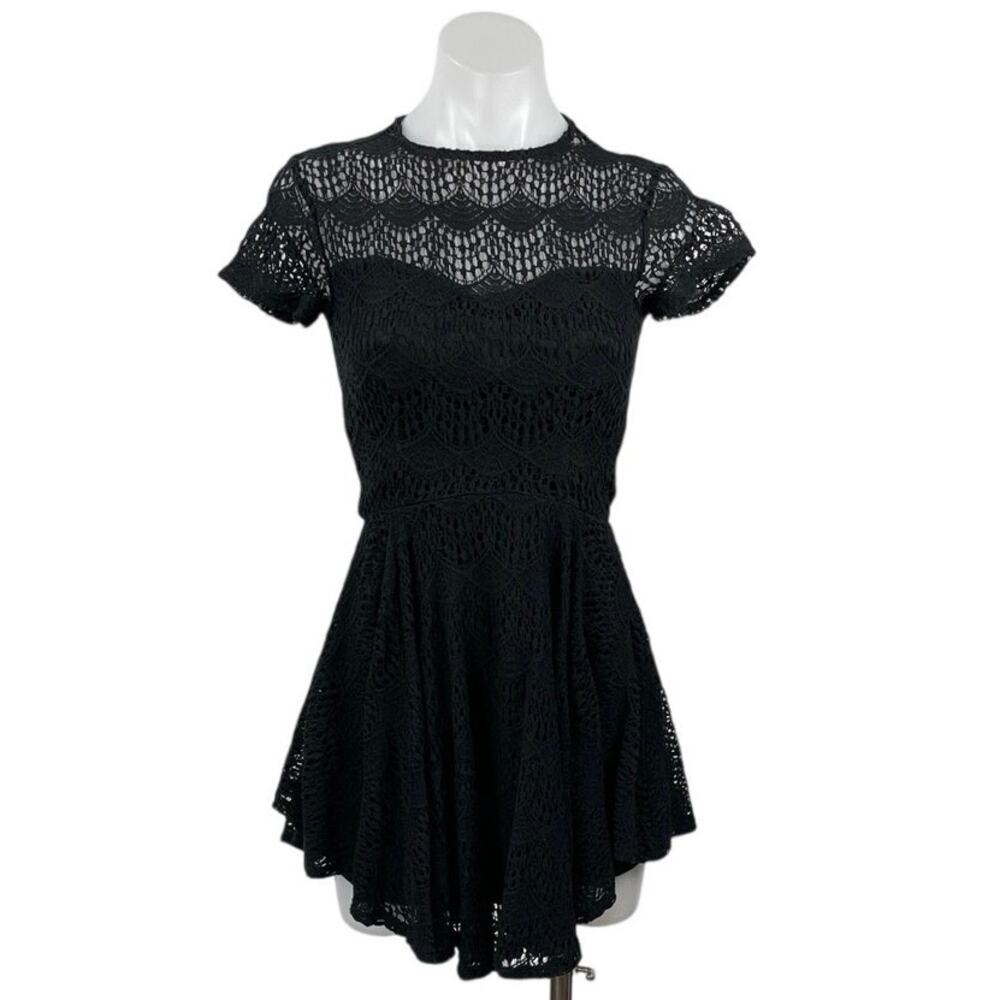 Kendall + Kylie Black Lace Short Sleeve Asymmetric Fit & Flare Mini Dress Size S